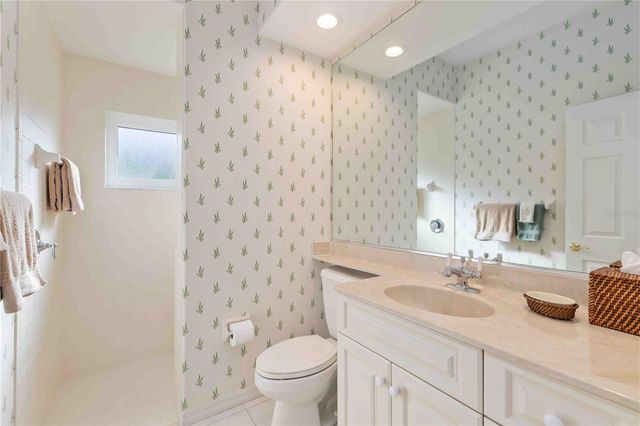 5149 FAR OAK CIRCLE, Sarasota, FL 34238