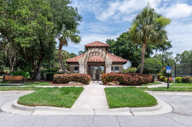 5149 FAR OAK CIRCLE, Sarasota, FL 34238