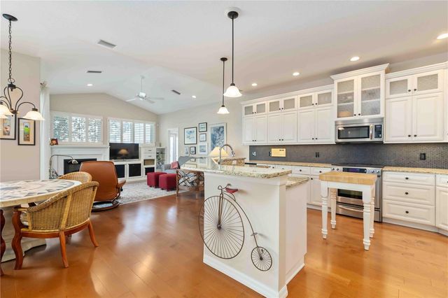 5149 FAR OAK CIRCLE, Sarasota, FL 34238