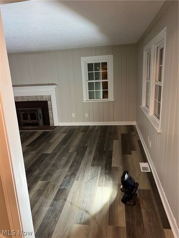 1040 Windermere Drive, Willoughby, OH 44094