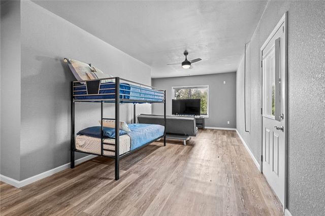 24 Acapulco Drive, Rogers, AR 72756