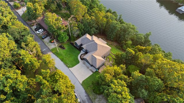 24 Acapulco Drive, Rogers, AR 72756