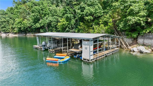 24 Acapulco Drive, Rogers, AR 72756