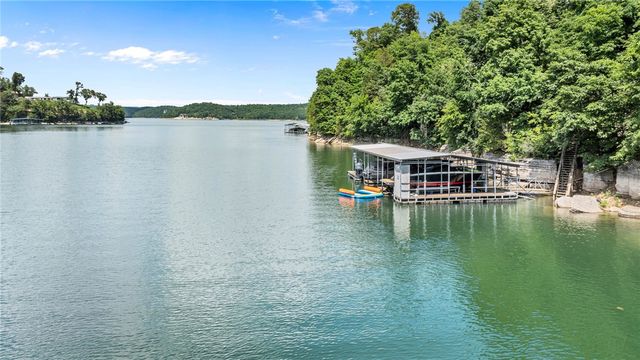 24 Acapulco Drive, Rogers, AR 72756