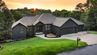 24 Acapulco Drive, Rogers, AR 72756