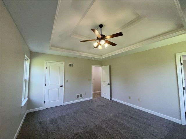 5101 NW 93rd Street, Kansas City, MO 64154