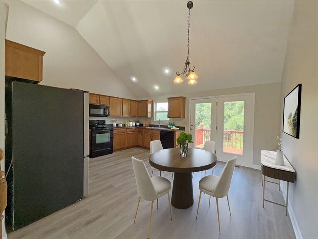 5101 NW 93rd Street, Kansas City, MO 64154
