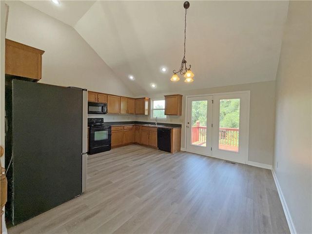 5101 NW 93rd Street, Kansas City, MO 64154