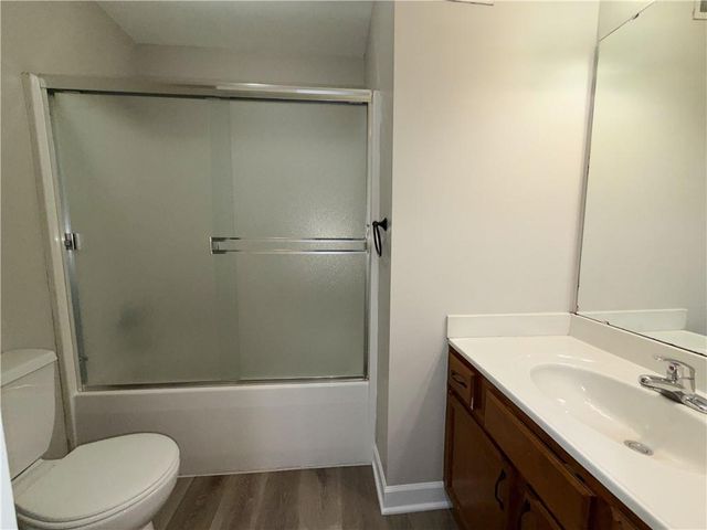 5101 NW 93rd Street, Kansas City, MO 64154