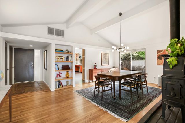 436 Scripps Dr, Davis, CA 95616