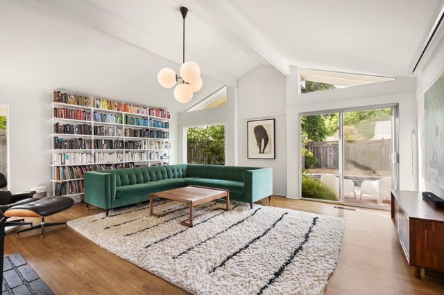 436 Scripps Dr, Davis, CA 95616