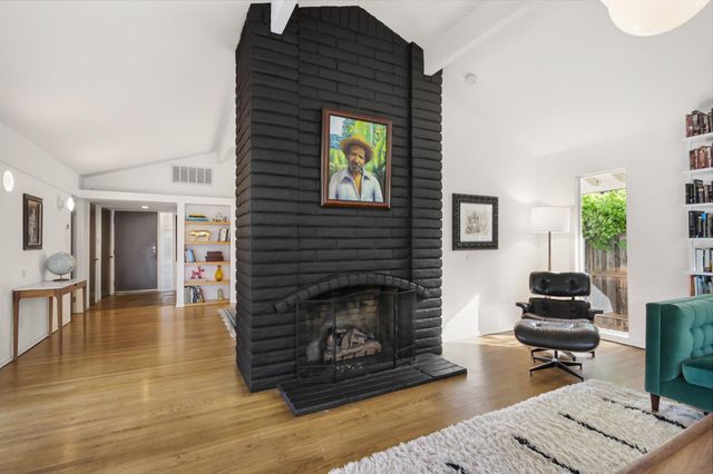 436 Scripps Dr, Davis, CA 95616