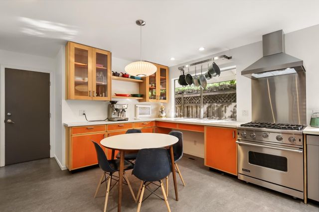 436 Scripps Dr, Davis, CA 95616