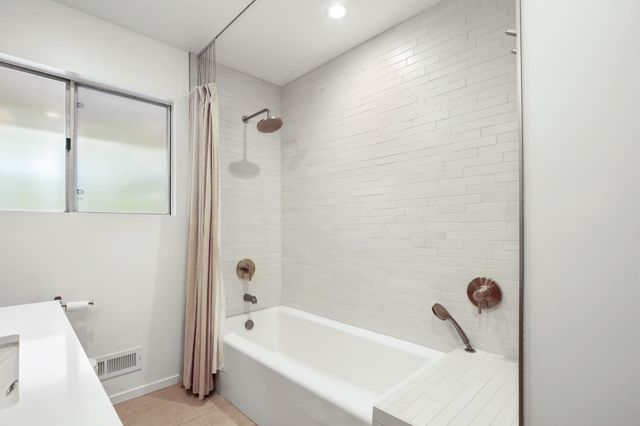 436 Scripps Dr, Davis, CA 95616