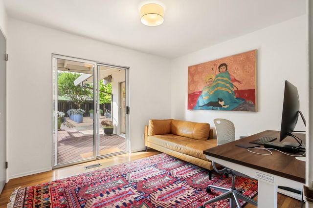 436 Scripps Dr, Davis, CA 95616