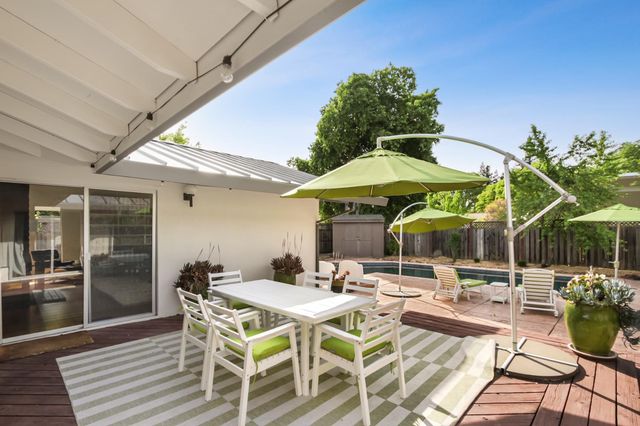 436 Scripps Dr, Davis, CA 95616