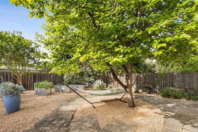 436 Scripps Dr, Davis, CA 95616