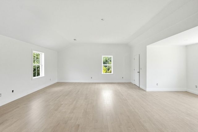2 Jeffrey Drive, West Bridgewater, MA 02379
