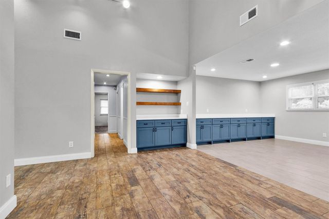 115 Red Oak Lane, Conroe, TX 77304
