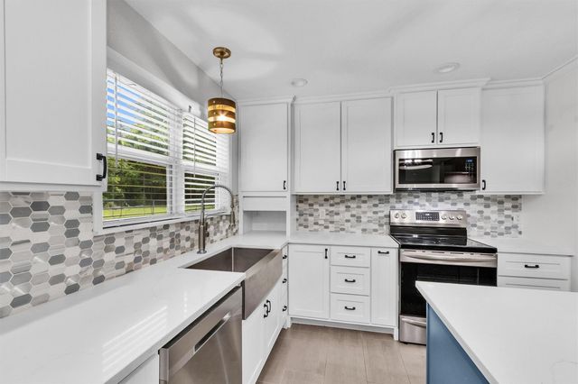 115 Red Oak Lane, Conroe, TX 77304