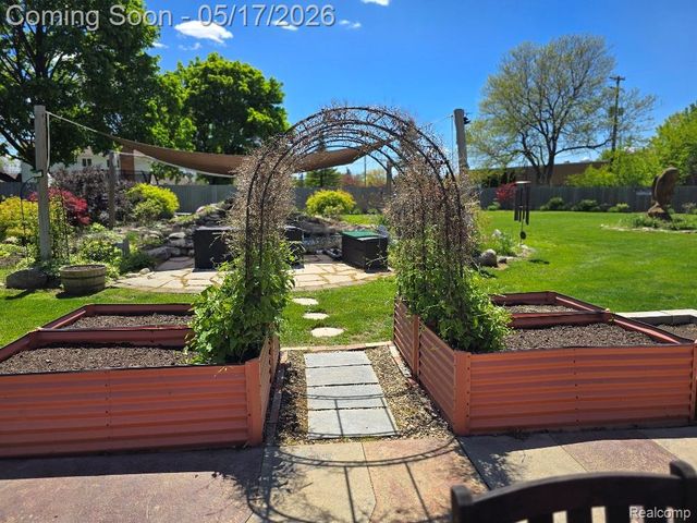 5523 Jerome Lane, Grand Blanc Charter Township, MI 48439