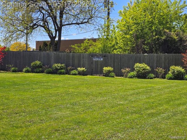 5523 Jerome Lane, Grand Blanc Charter Township, MI 48439