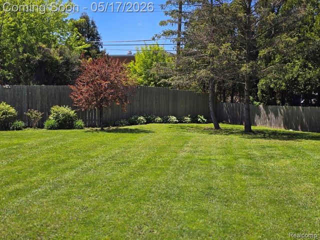 5523 Jerome Lane, Grand Blanc Charter Township, MI 48439