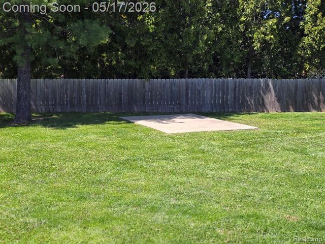 5523 Jerome Lane, Grand Blanc Charter Township, MI 48439