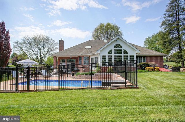 3344 CARNOUSTIE DRIVE, Chambersburg, PA 17202