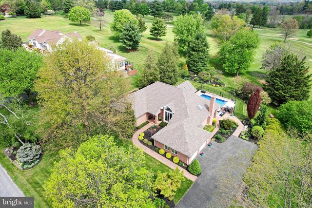 3344 CARNOUSTIE DRIVE, Chambersburg, PA 17202