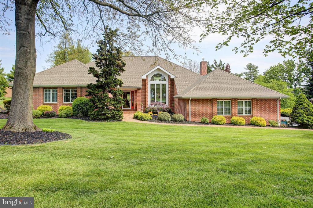 3344 CARNOUSTIE DRIVE, Chambersburg, PA 17202