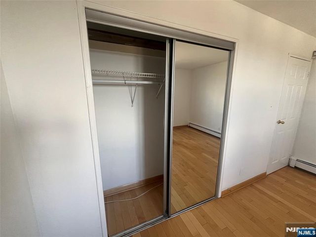 201 12th Street 6, Palisades Park, NJ 07650