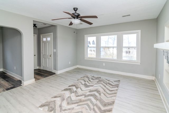 18 Maysville Avenue, Mt Sterling, KY 40353