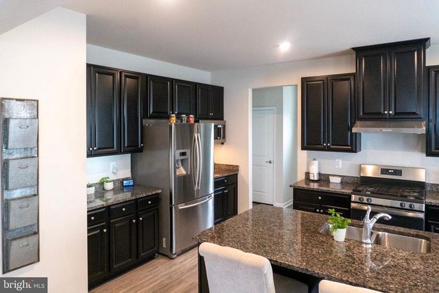 9216 SPLIT OAK, Fredericksburg, VA 22407