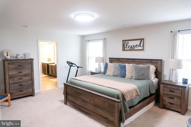 9216 SPLIT OAK, Fredericksburg, VA 22407