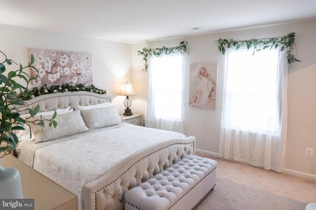 9216 SPLIT OAK, Fredericksburg, VA 22407