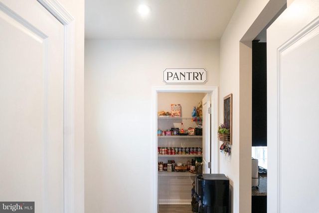 9216 SPLIT OAK, Fredericksburg, VA 22407