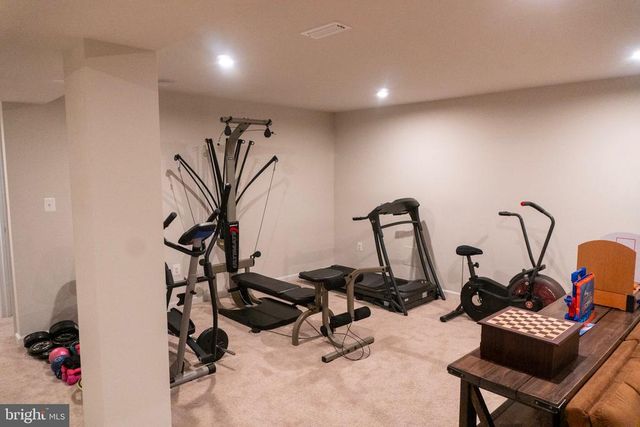 9216 SPLIT OAK, Fredericksburg, VA 22407