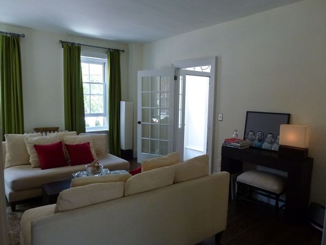 26 Adams 0, Boston, MA 02129