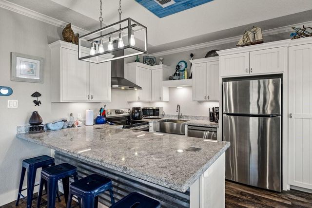 853 Wommack, Crystal Beach, TX 77650