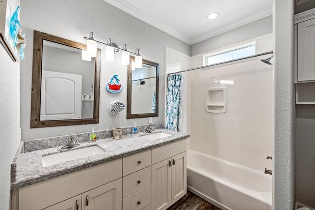 853 Wommack, Crystal Beach, TX 77650
