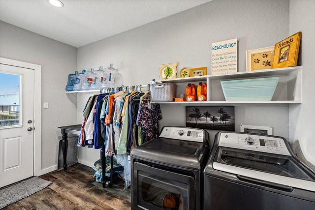 853 Wommack, Crystal Beach, TX 77650