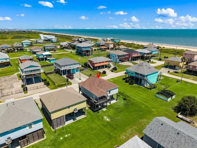 853 Wommack, Crystal Beach, TX 77650