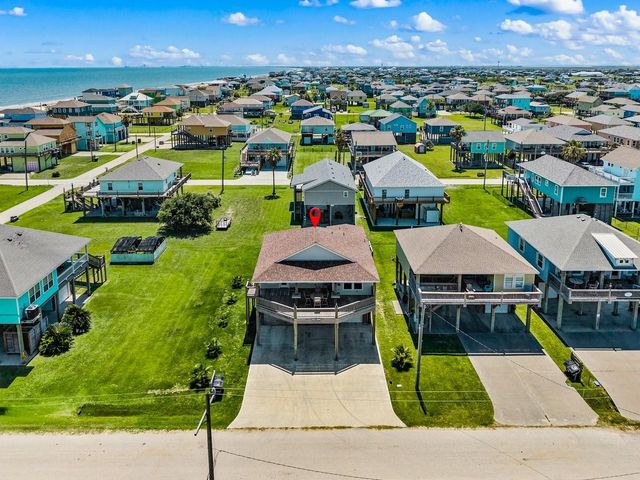 853 Wommack, Crystal Beach, TX 77650