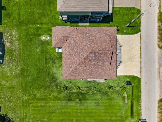 853 Wommack, Crystal Beach, TX 77650