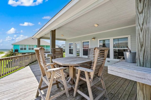 853 Wommack, Crystal Beach, TX 77650