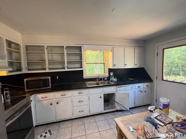 41 Roberts Road, Westbrook, CT 06498