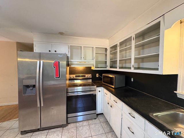 41 Roberts Road, Westbrook, CT 06498