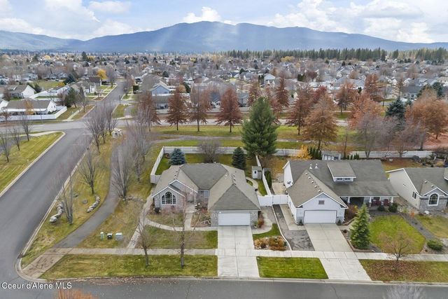 1175 E Stoneybrook Loop, Post Falls, ID 83854