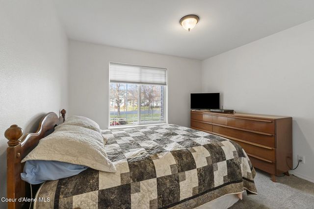 1175 E Stoneybrook Loop, Post Falls, ID 83854